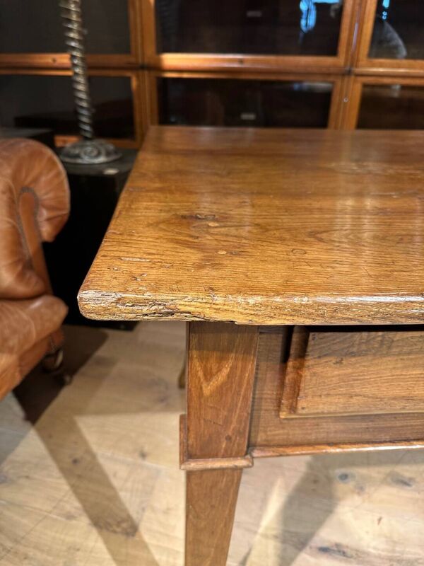 Table à écrire ancienne française