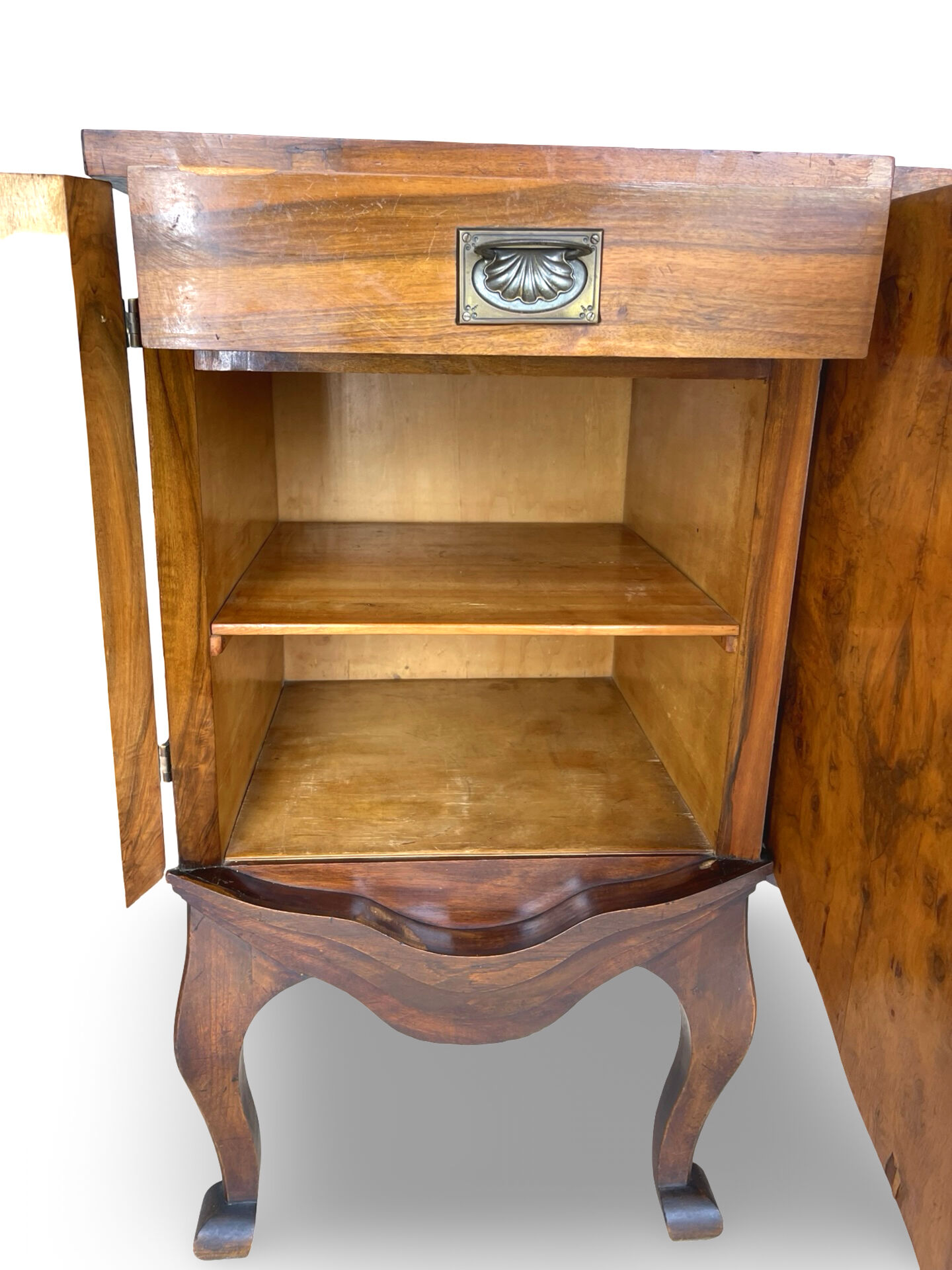 Walnut buffet, antique Italian, 1930s.