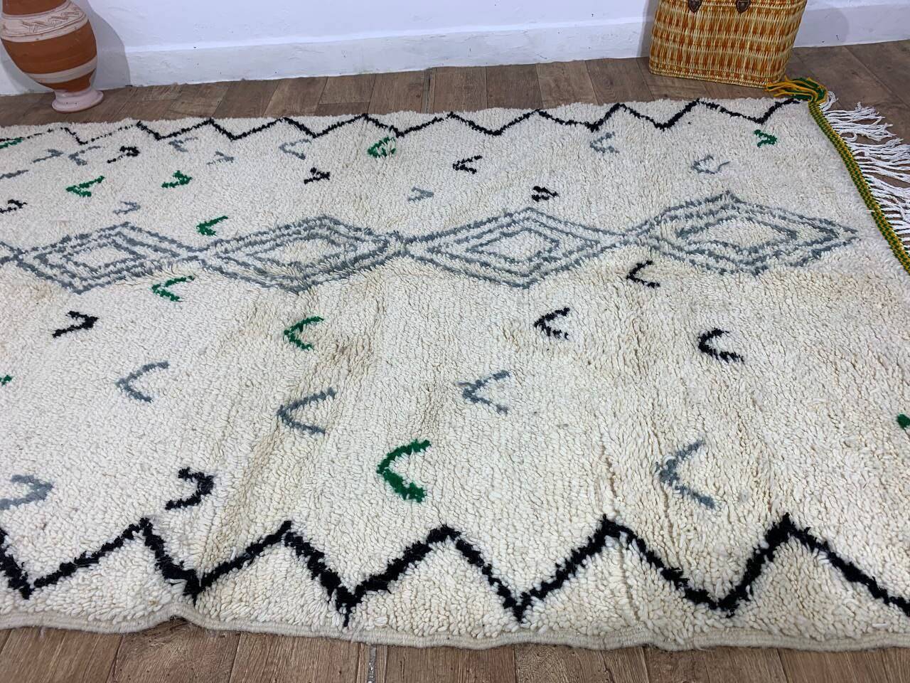 Handmade Moroccan Berber rug 250 X 158 CM