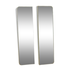 Ensemble de deux miroirs dans un