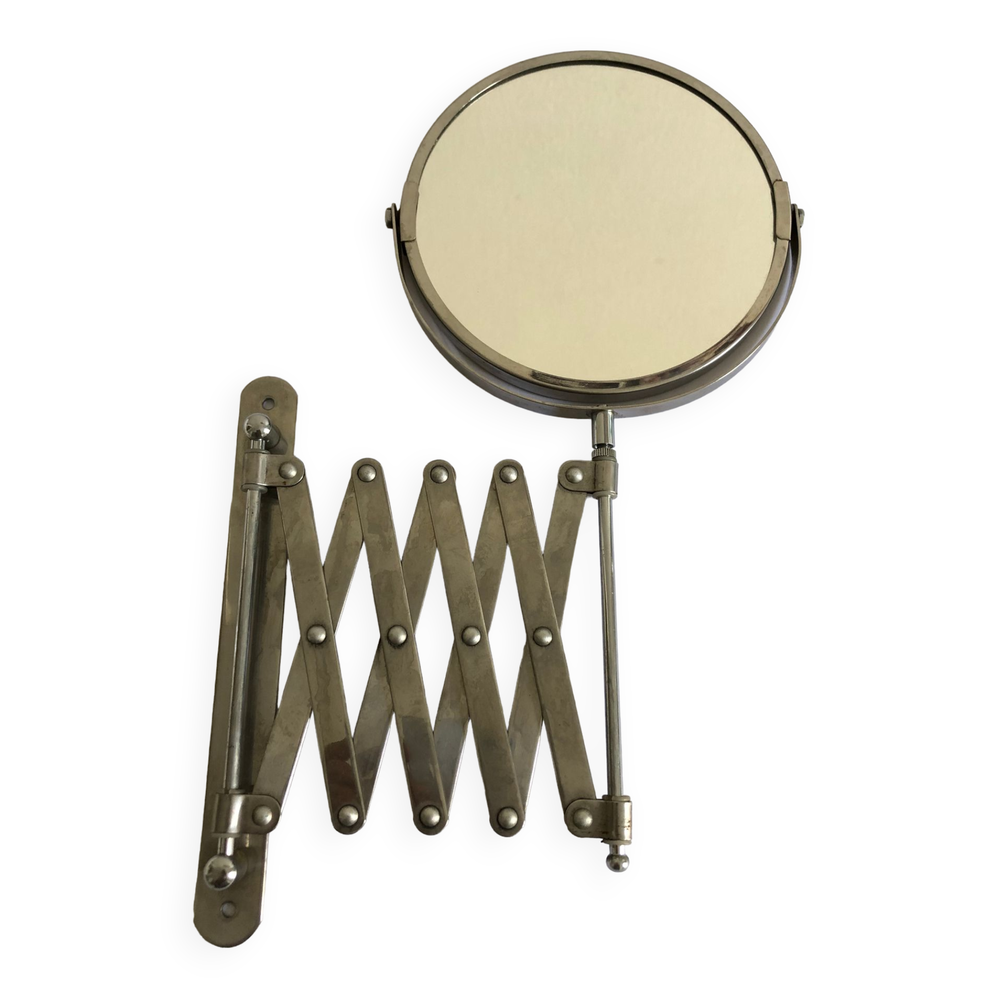 Extendable wall mirror