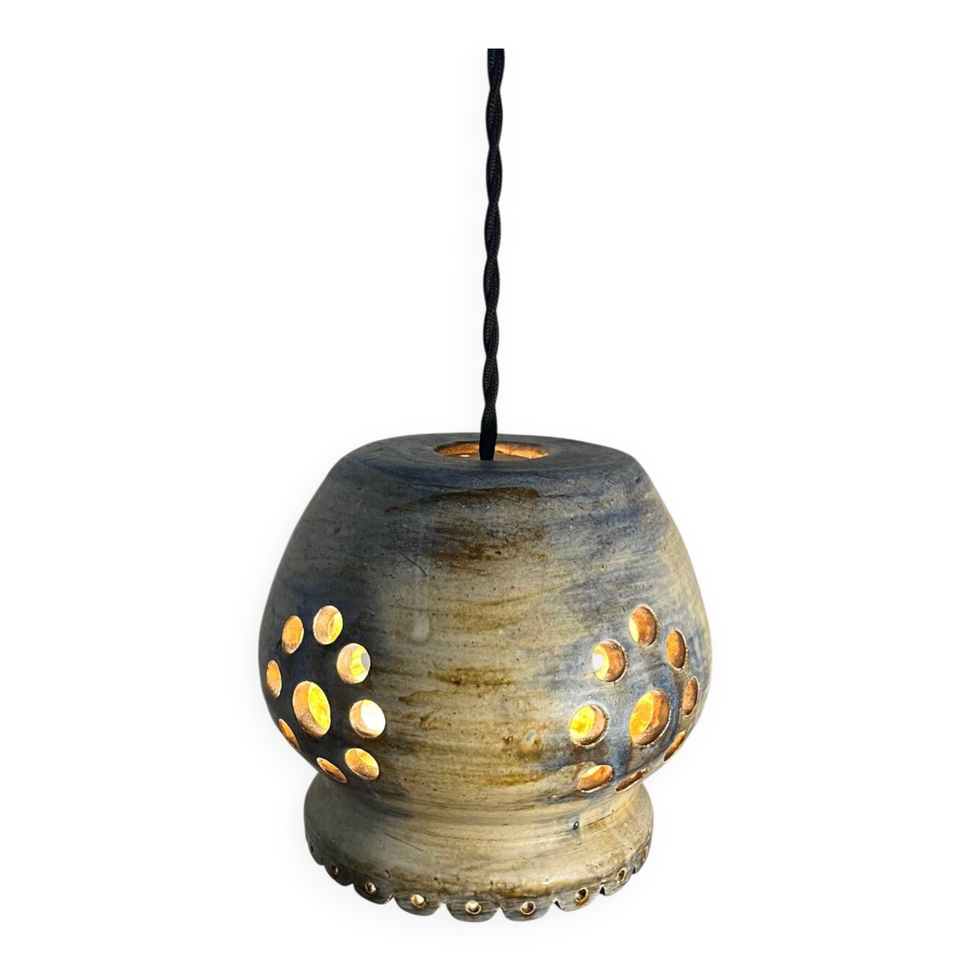 Ceramic suspension with openings