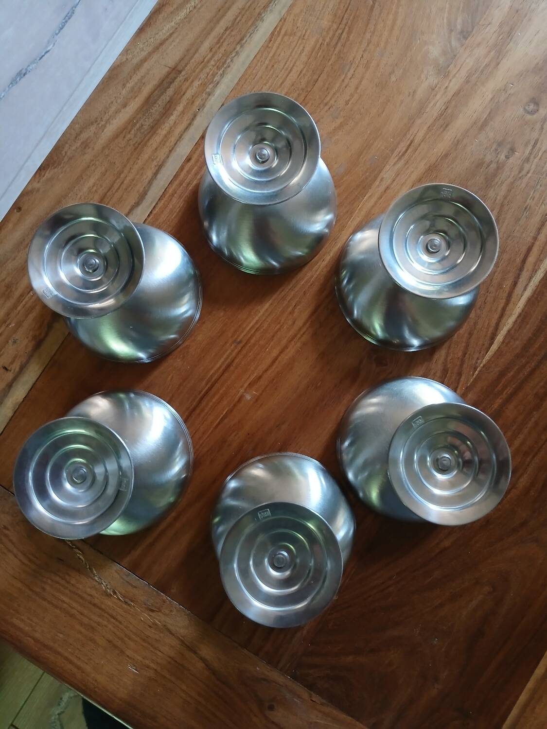 6 stainless steel ice cream cups