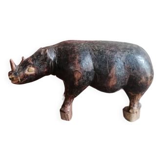 Rhinoceros ancien En bois