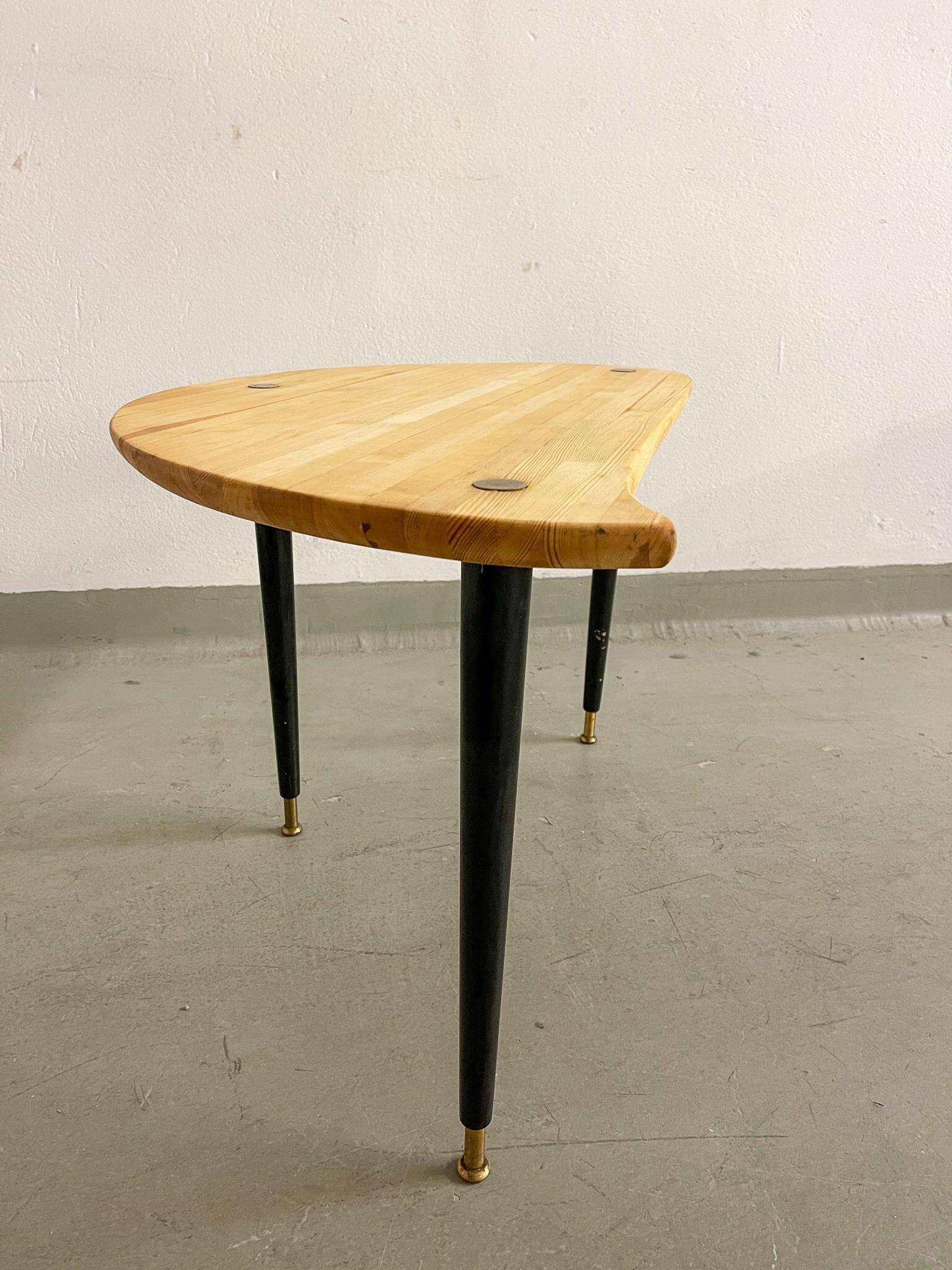Kidney-Shaped Side Table Produced by Svensk Fur, Sweden, 1970s