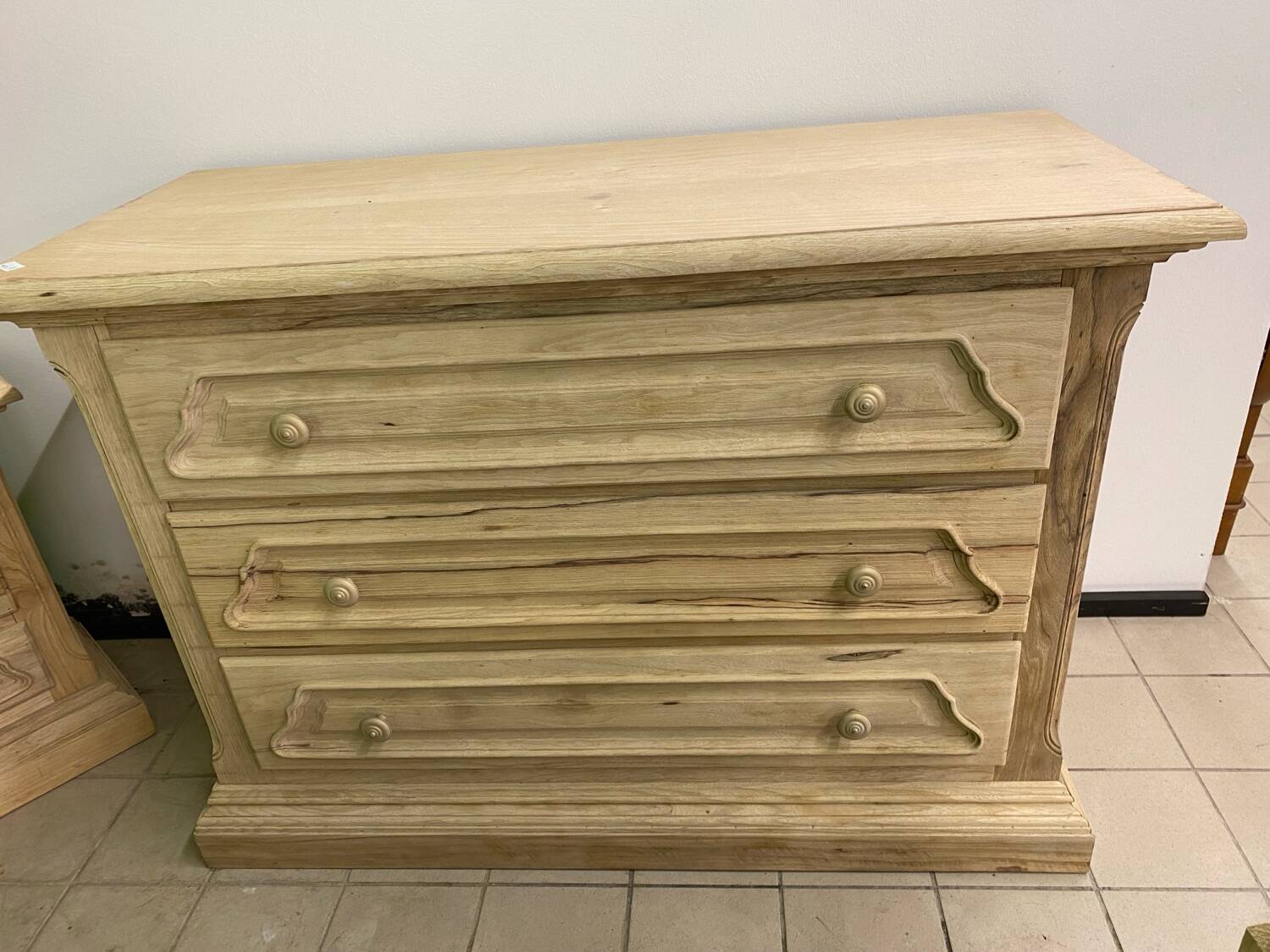 Shortbread chest of drawers