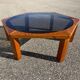 grande table basse brutaliste