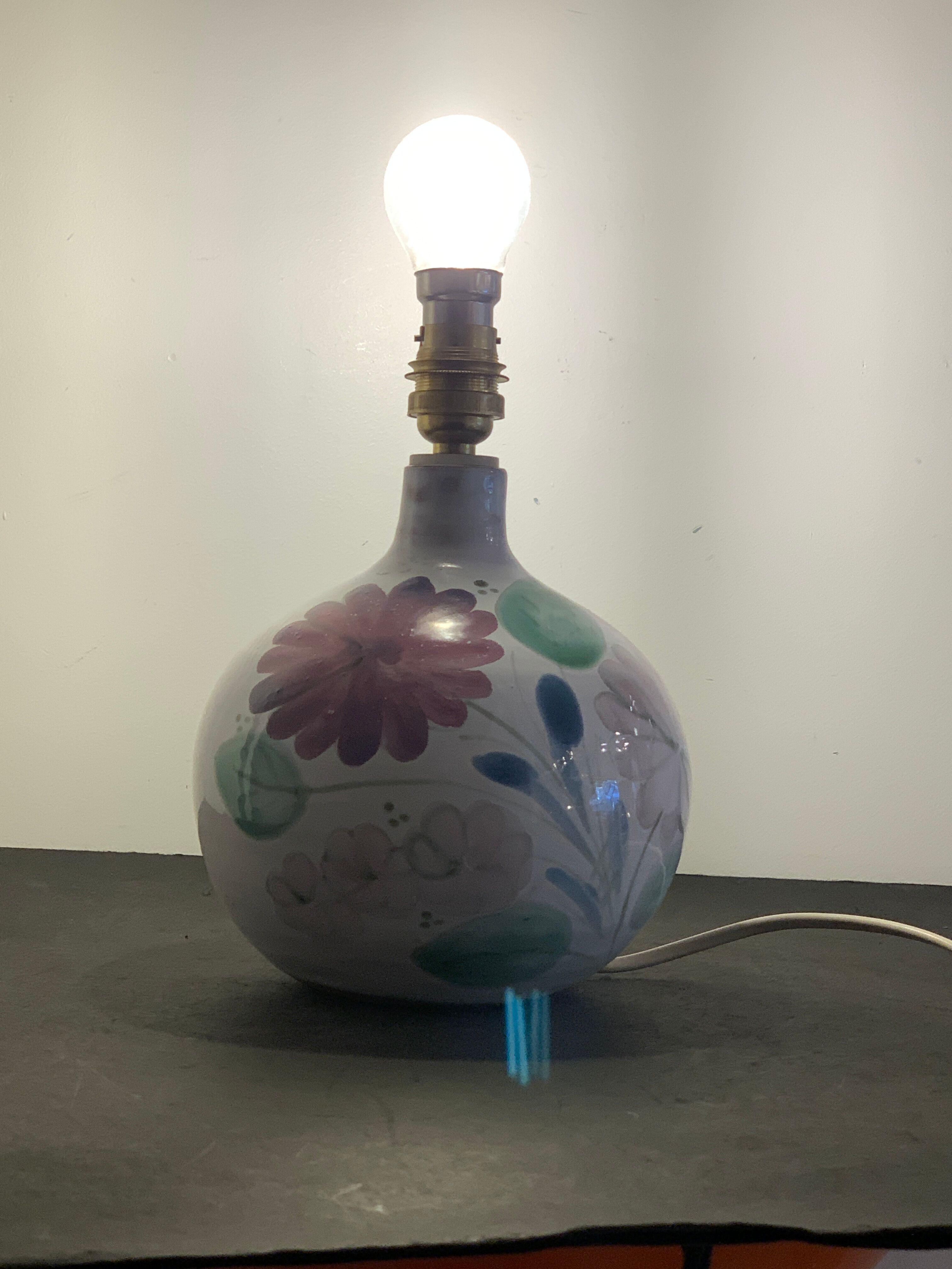 Contemporary ceramic lamp foot Maja