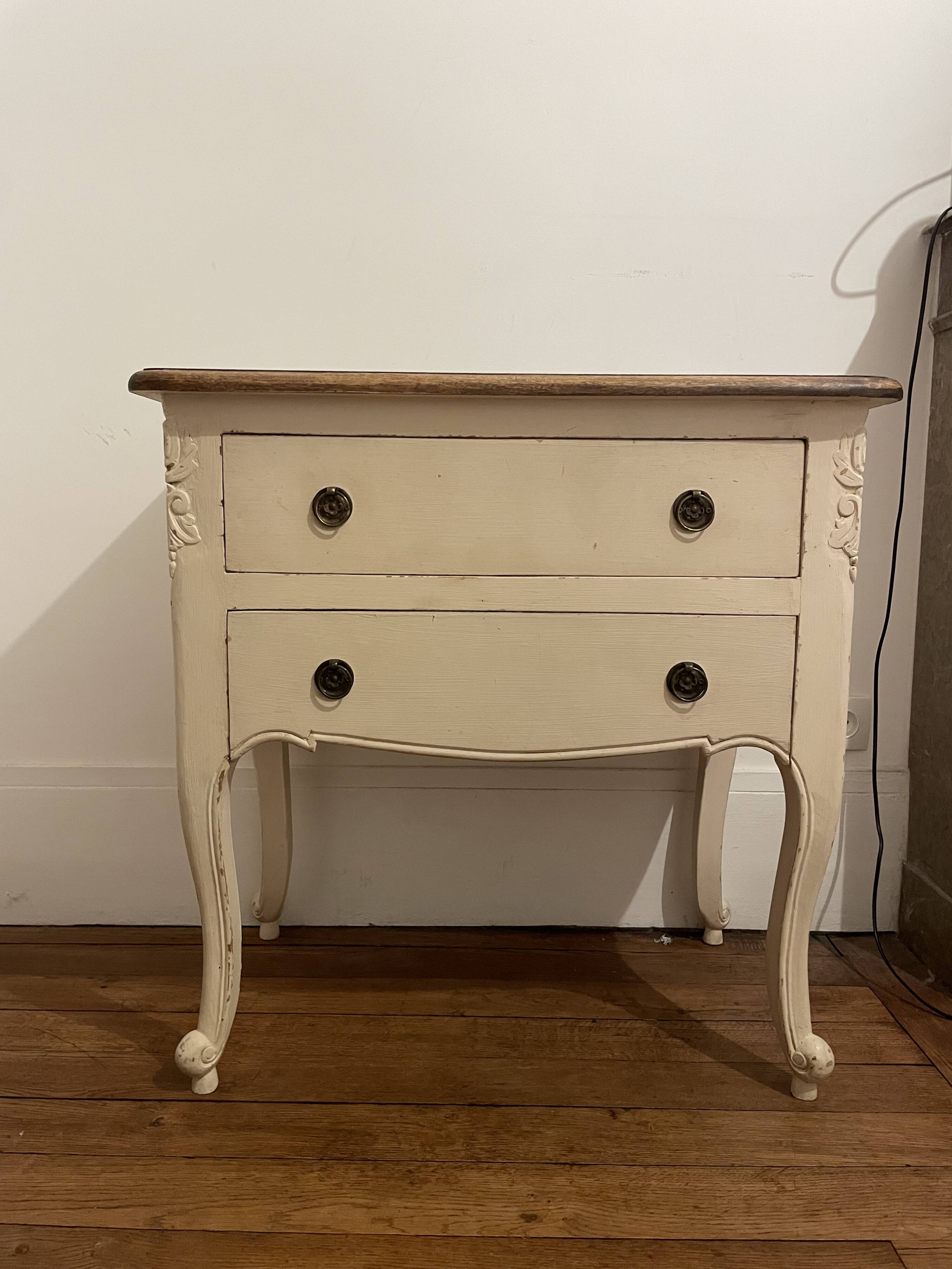 Chest of drawers with two drawers in wood