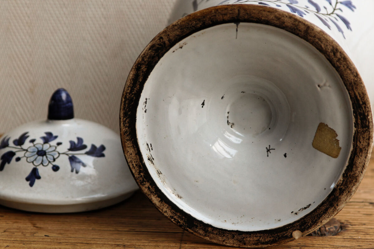 Important medicine jar signed