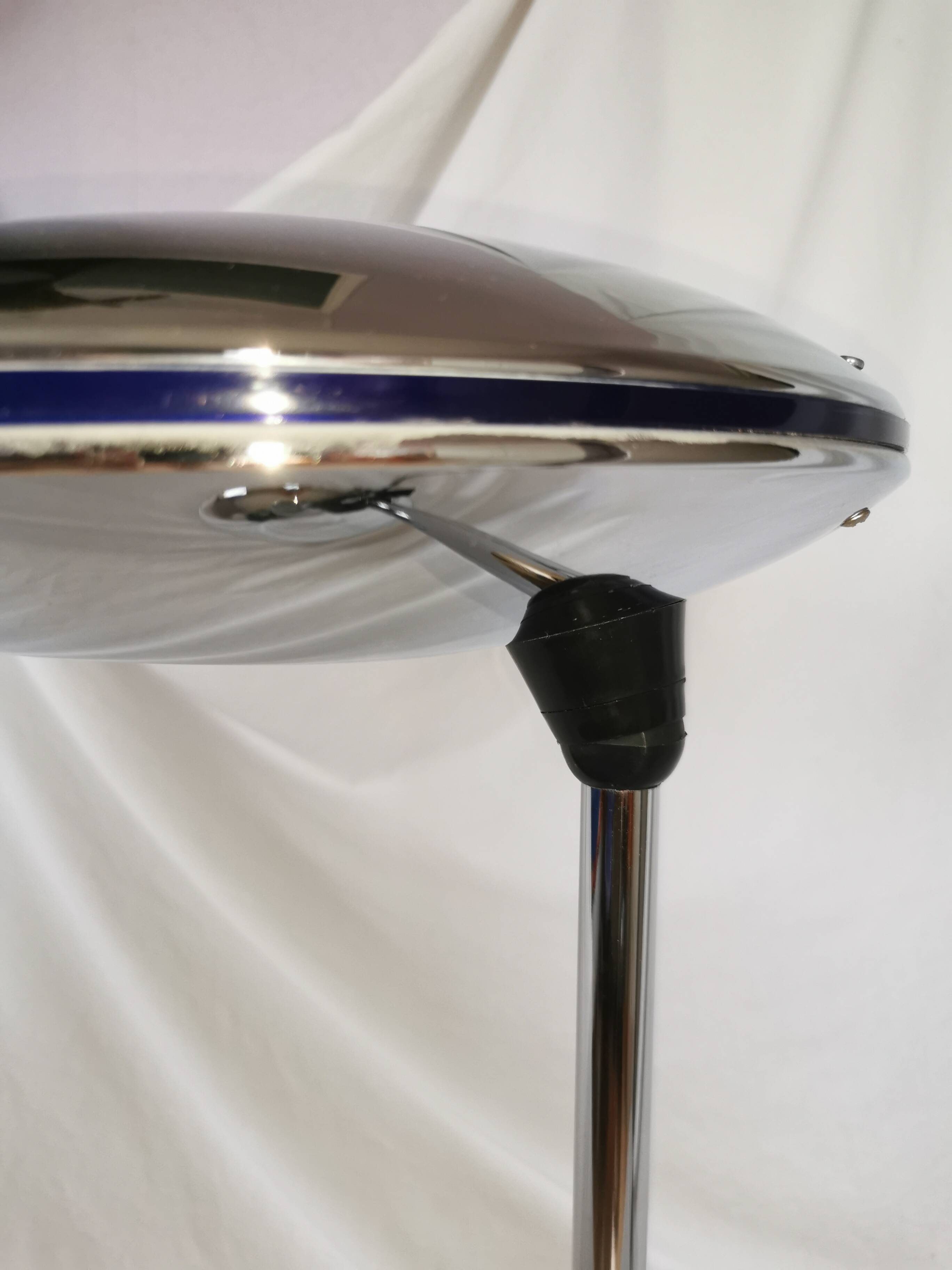 Adjustable chrome metal UFO lamp, space age, UFO, Aluminor, France, 1980.