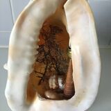 Vintage shell bedside lamp