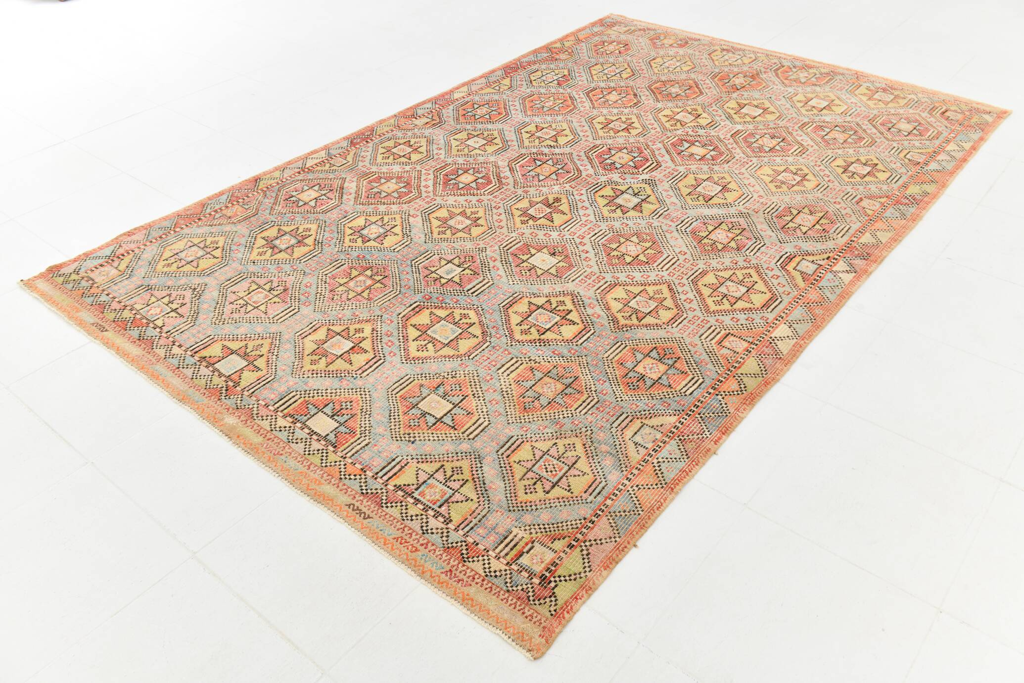 6x10 Pale Red Green Tribal Wool Kilim Rug, 189x300Cm