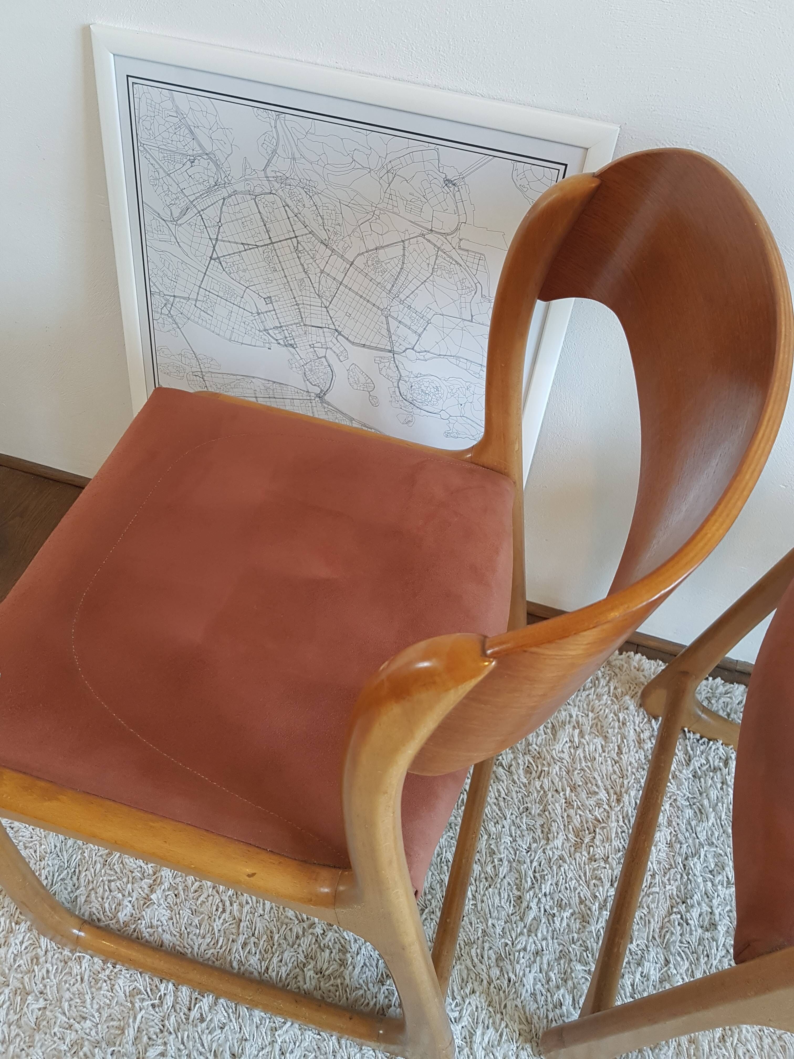 Suite de 4 chaises traineaux Baumann, 1960