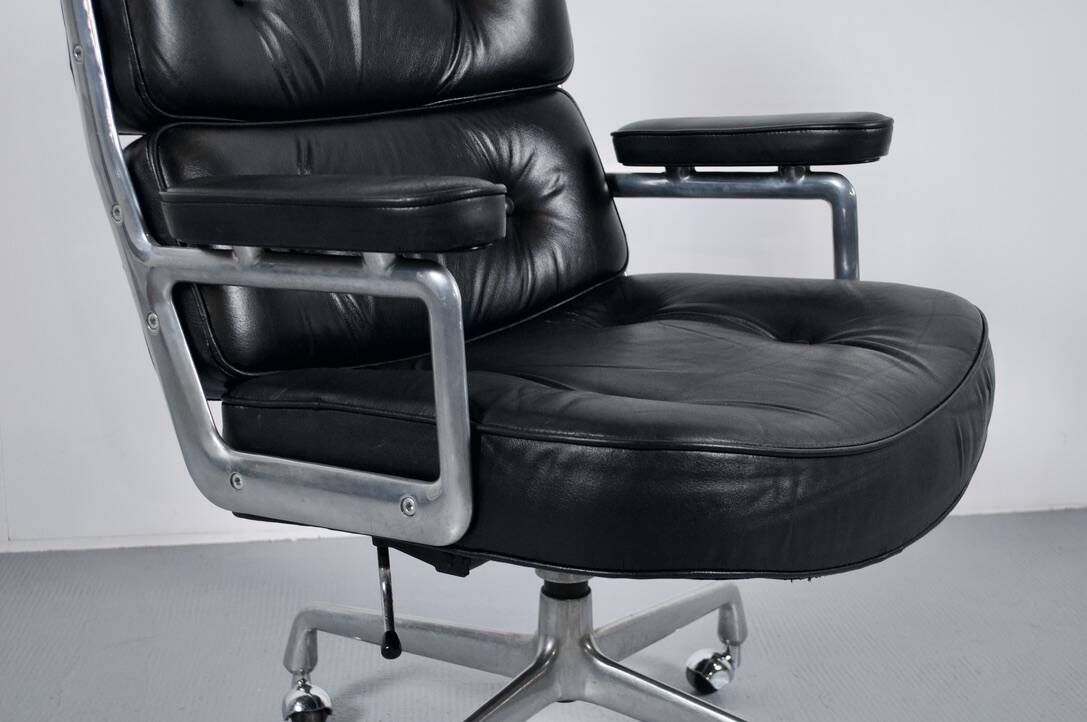 Lobby chair es 105 herman miller publisher 70's
