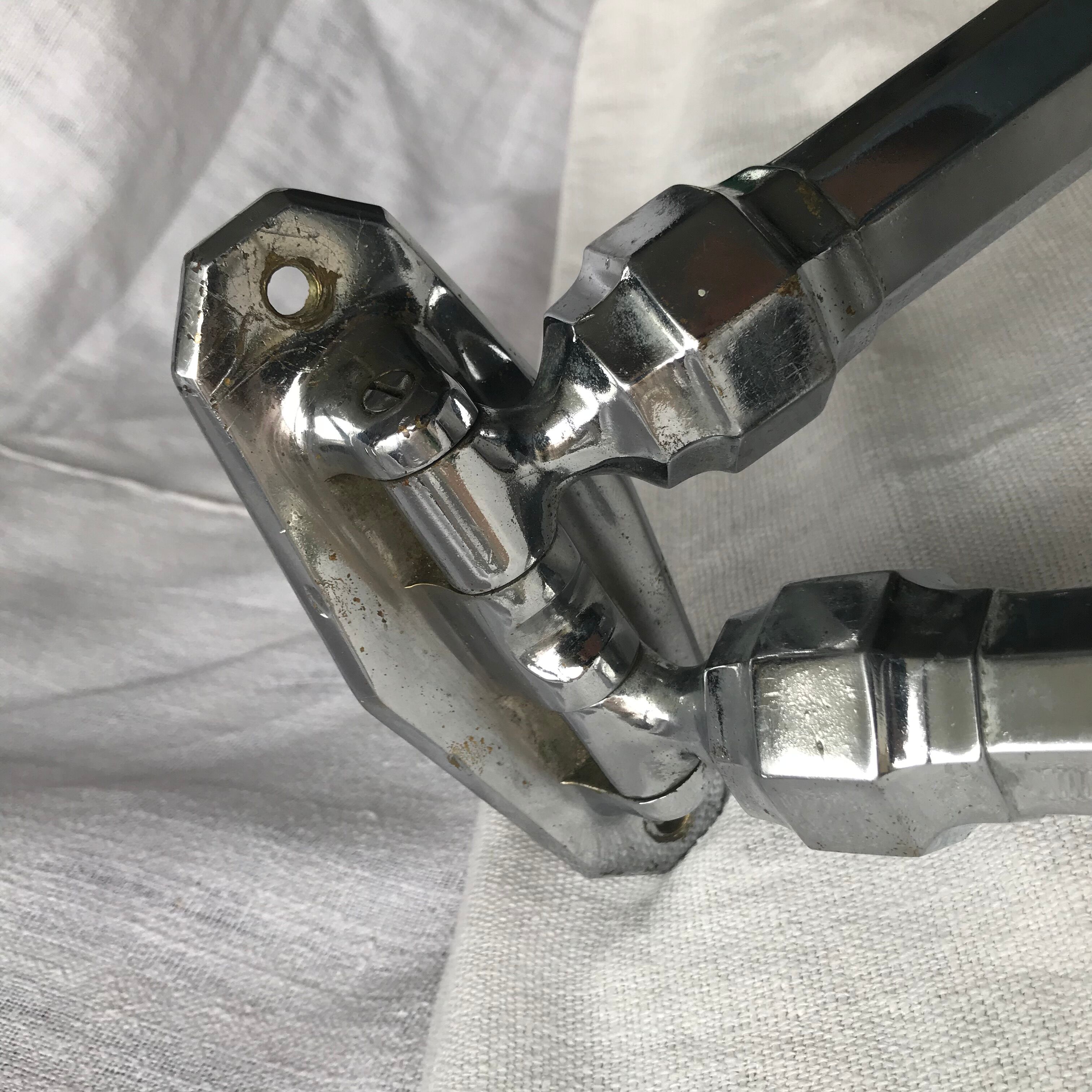 Towel rack chrome art deco 1930 old bathroom