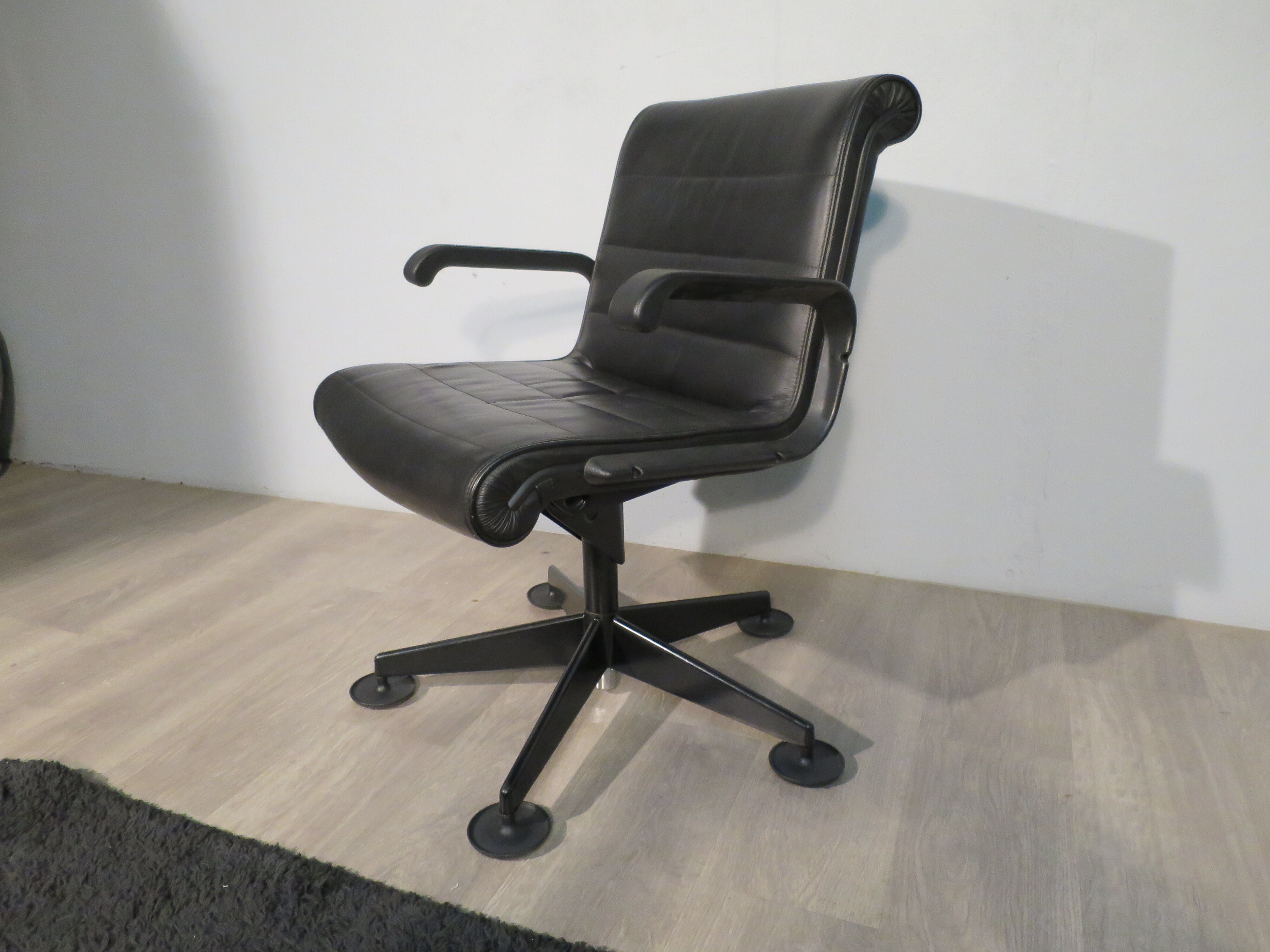 Richard Sapper armchair edited by Knoll