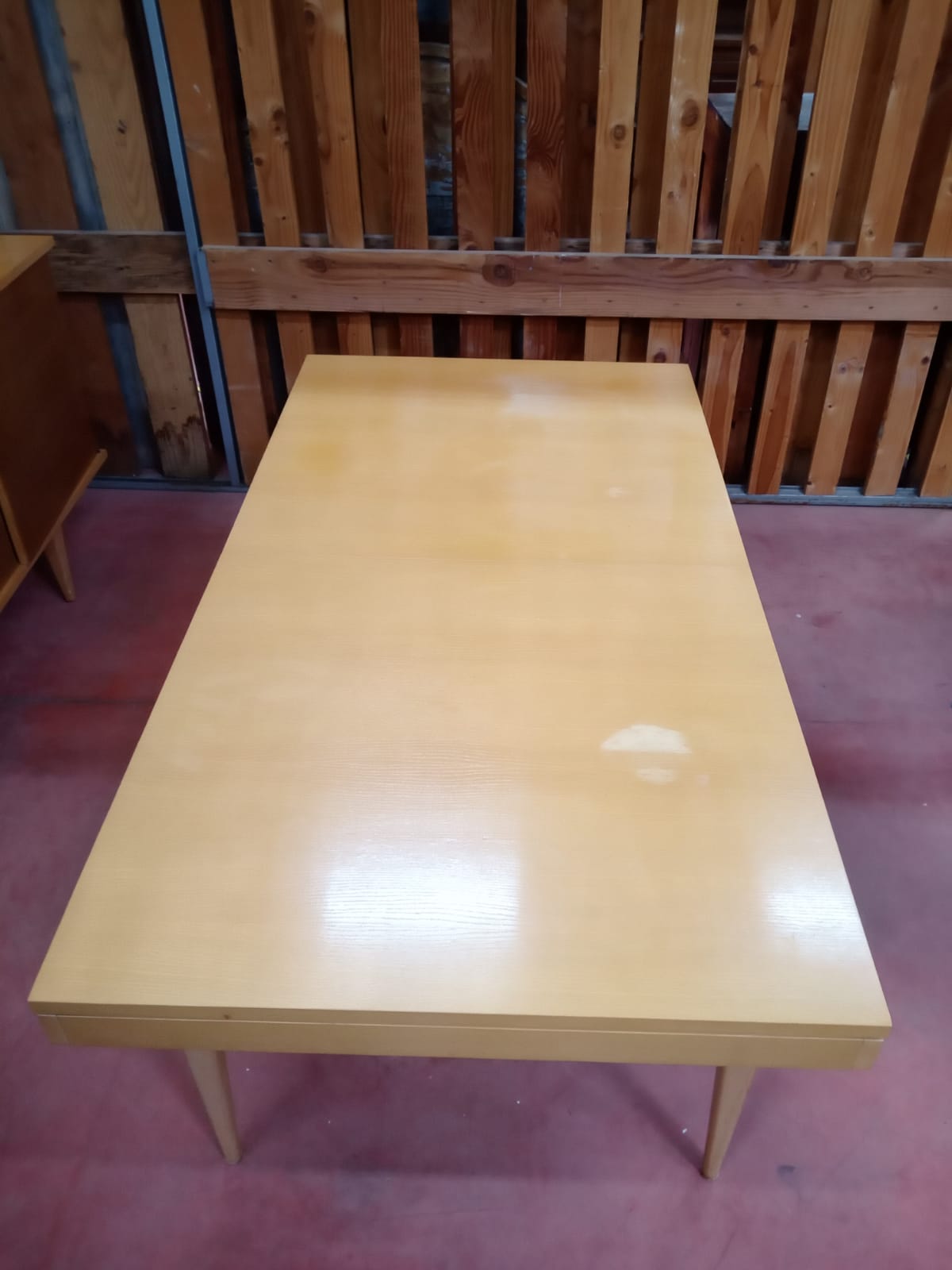 Fresne dining room table
