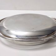 Plat à chevreuil en métal argenté avec cocotte en verre Pyrex de Sabattini, Italie