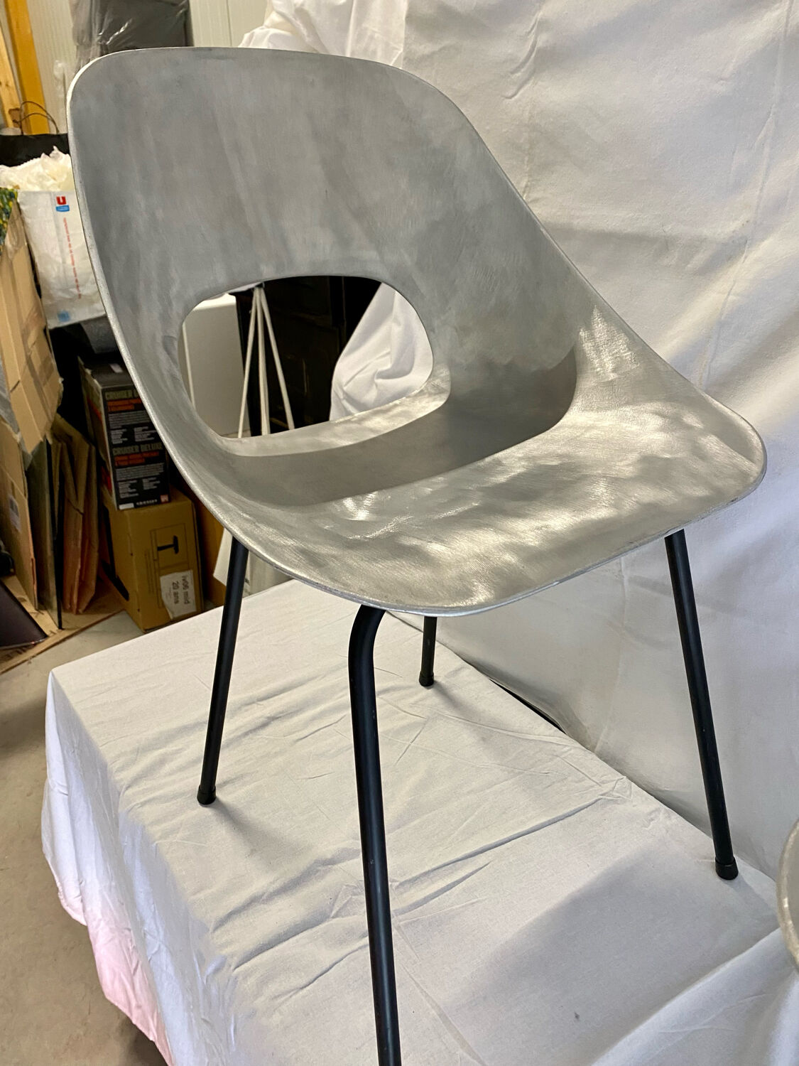 Vintage tulip chairs by Pierre Guariche