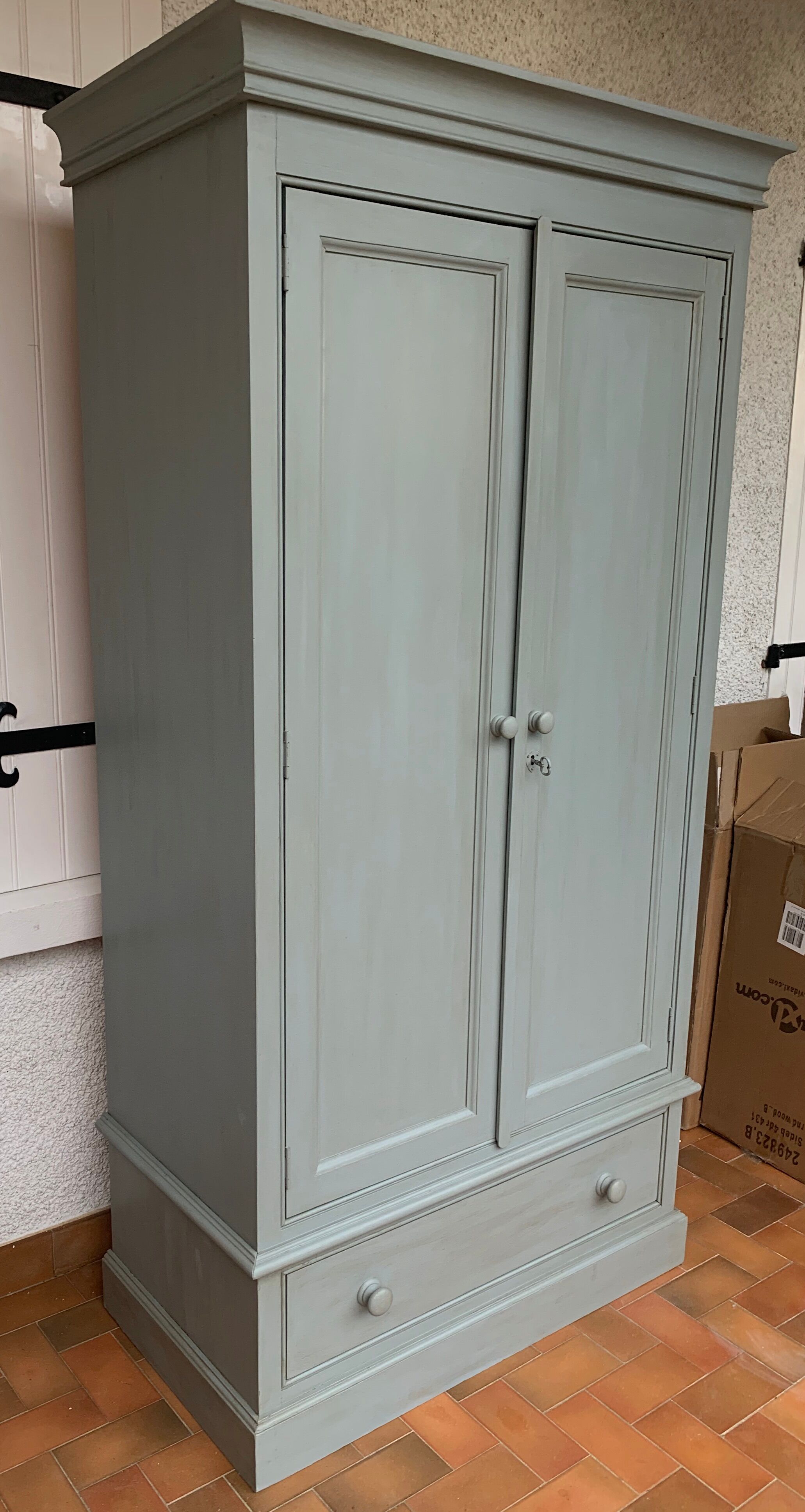 Painted wooden cabinet