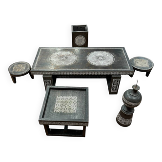 Set of African-style furniture – Carved wood and decorative inlays