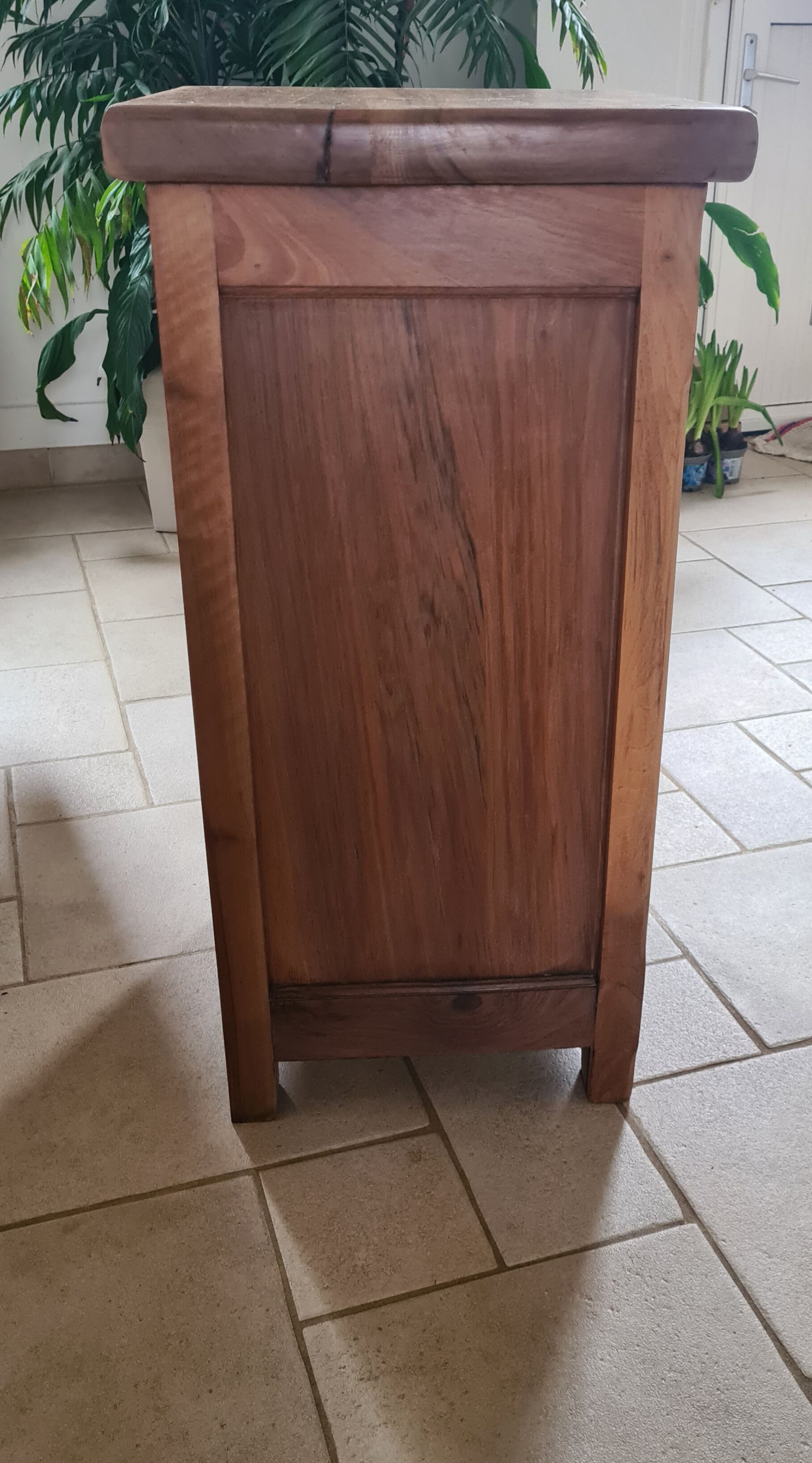 Solid wood jam maker