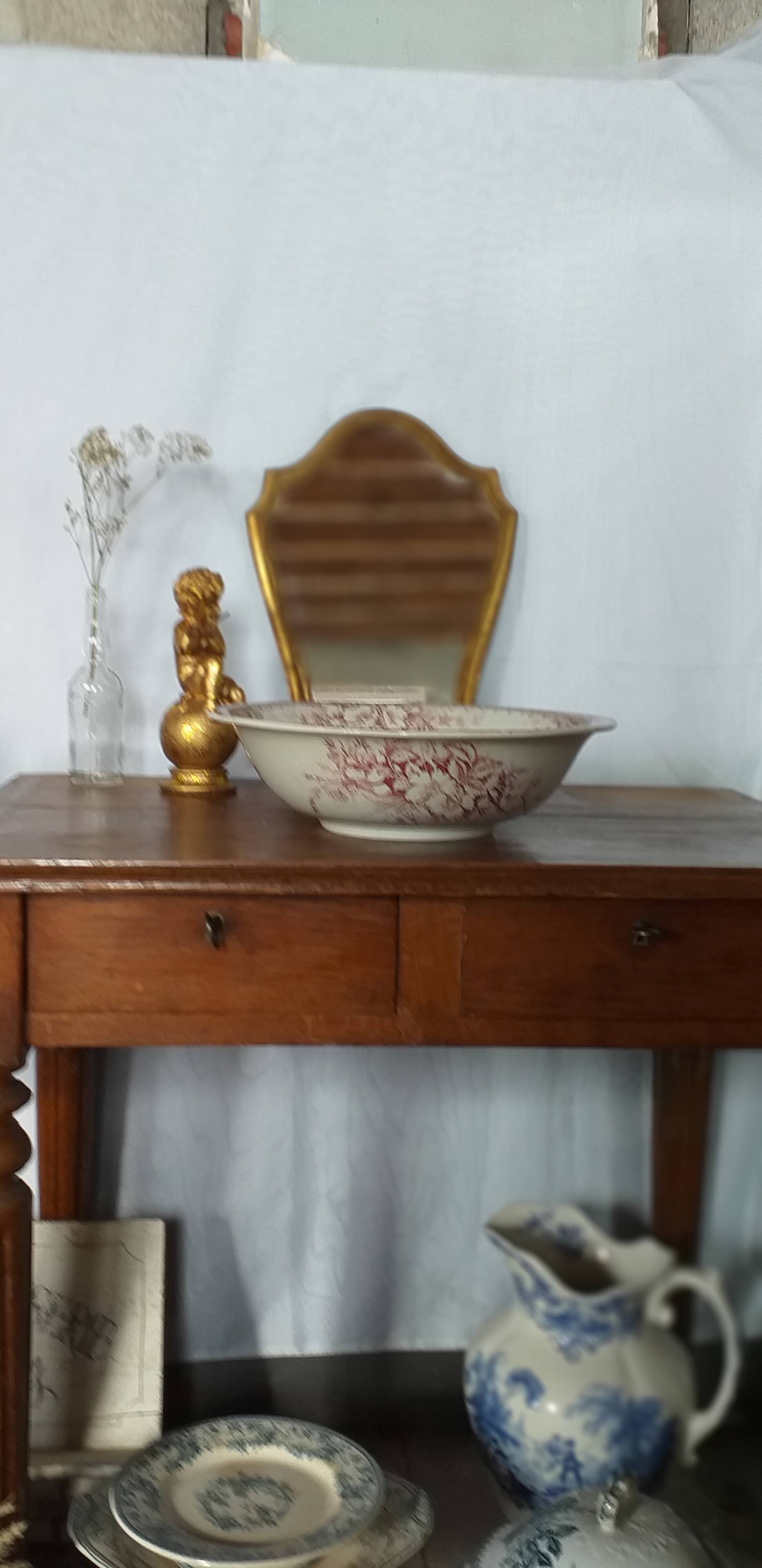 Ceramic washer pink décor