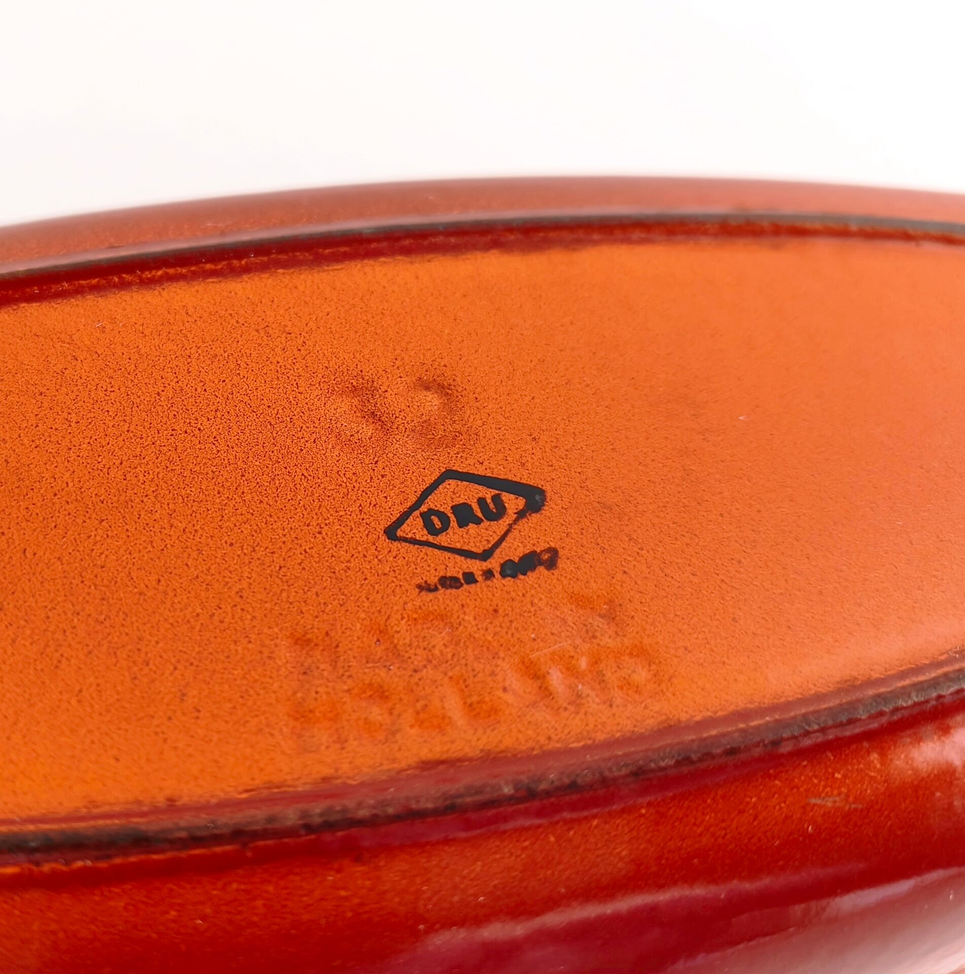 Enamelled cast iron baking dish of the Le Creuset type.
