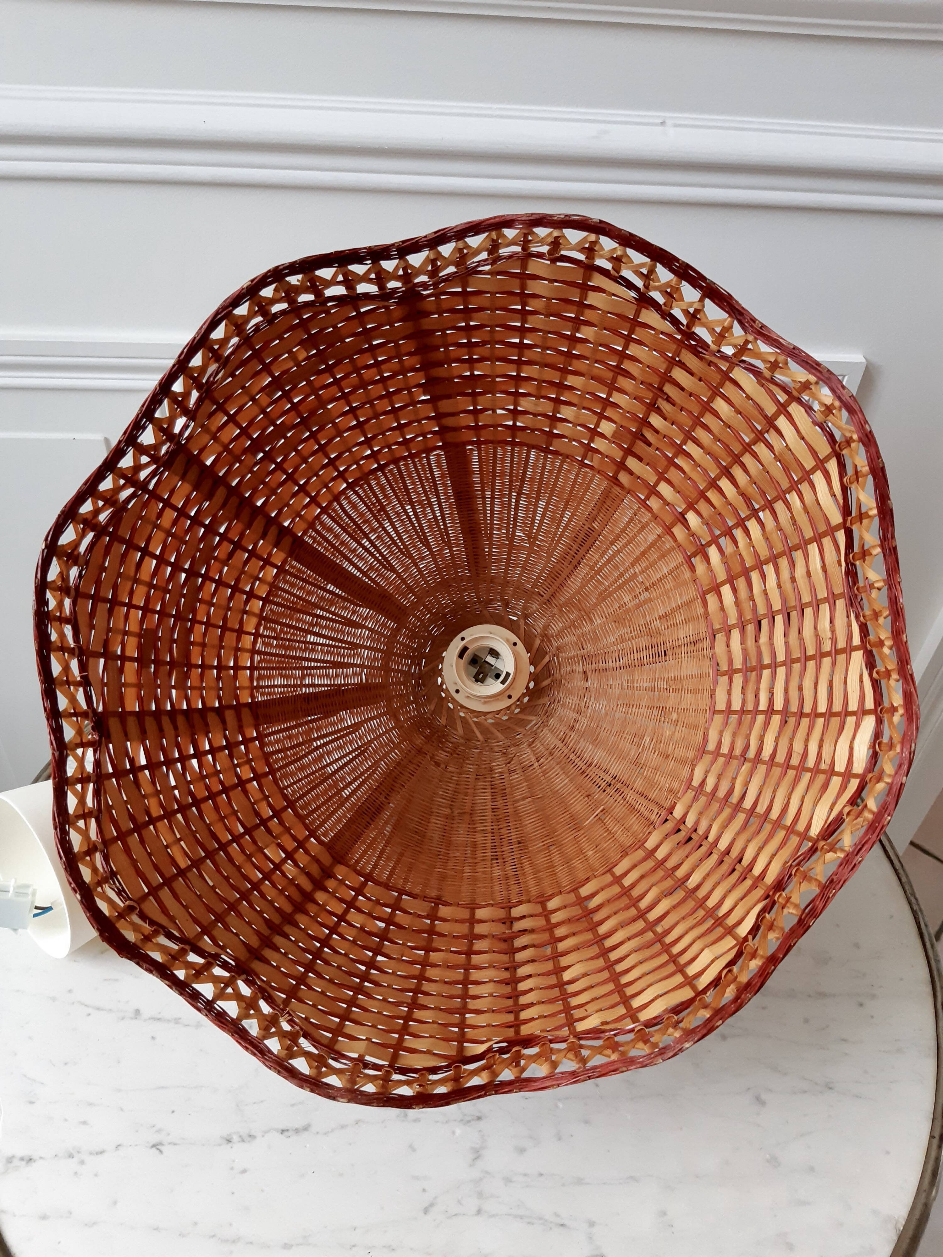 Rattan suspension 70s
