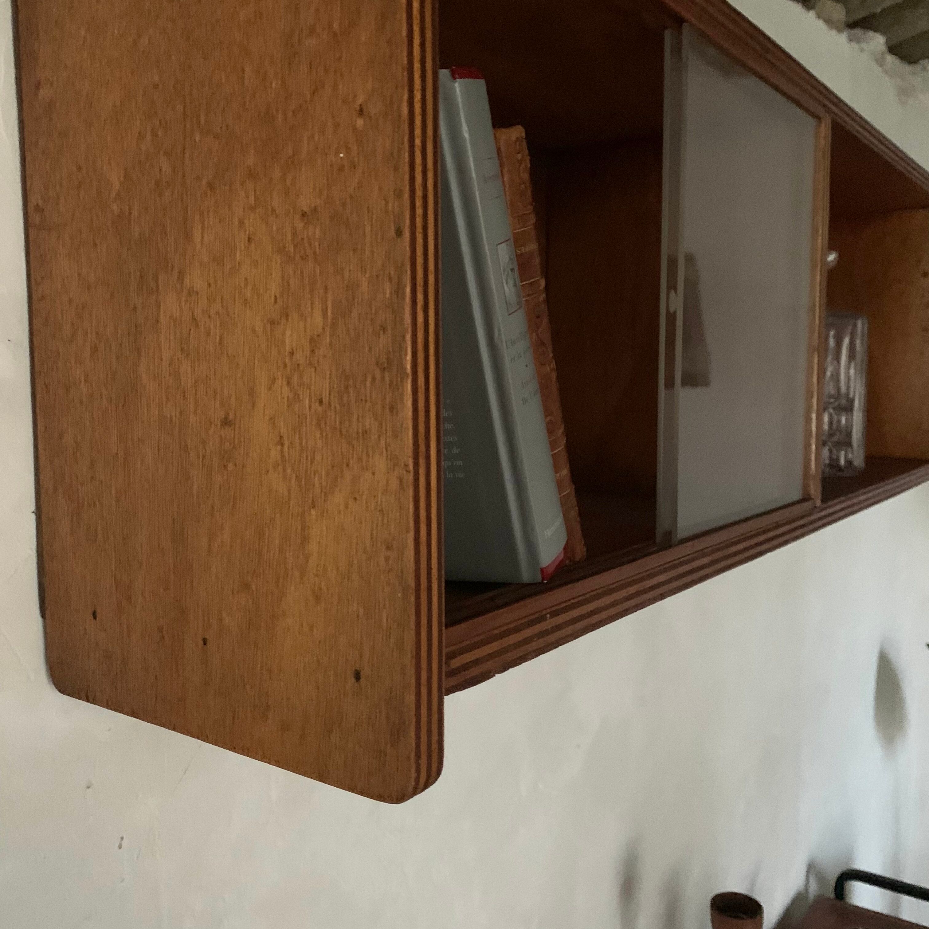 Bookcase vintage pyramidal wall shelf