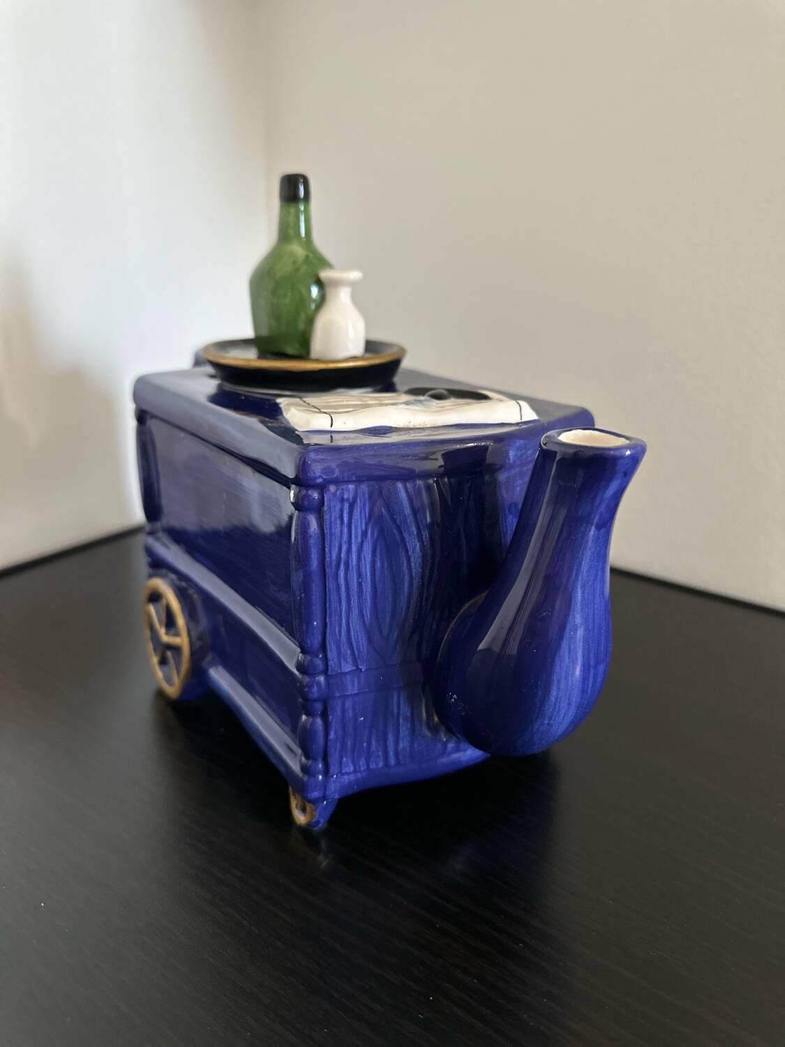 Barbotine teapot spirits trolley