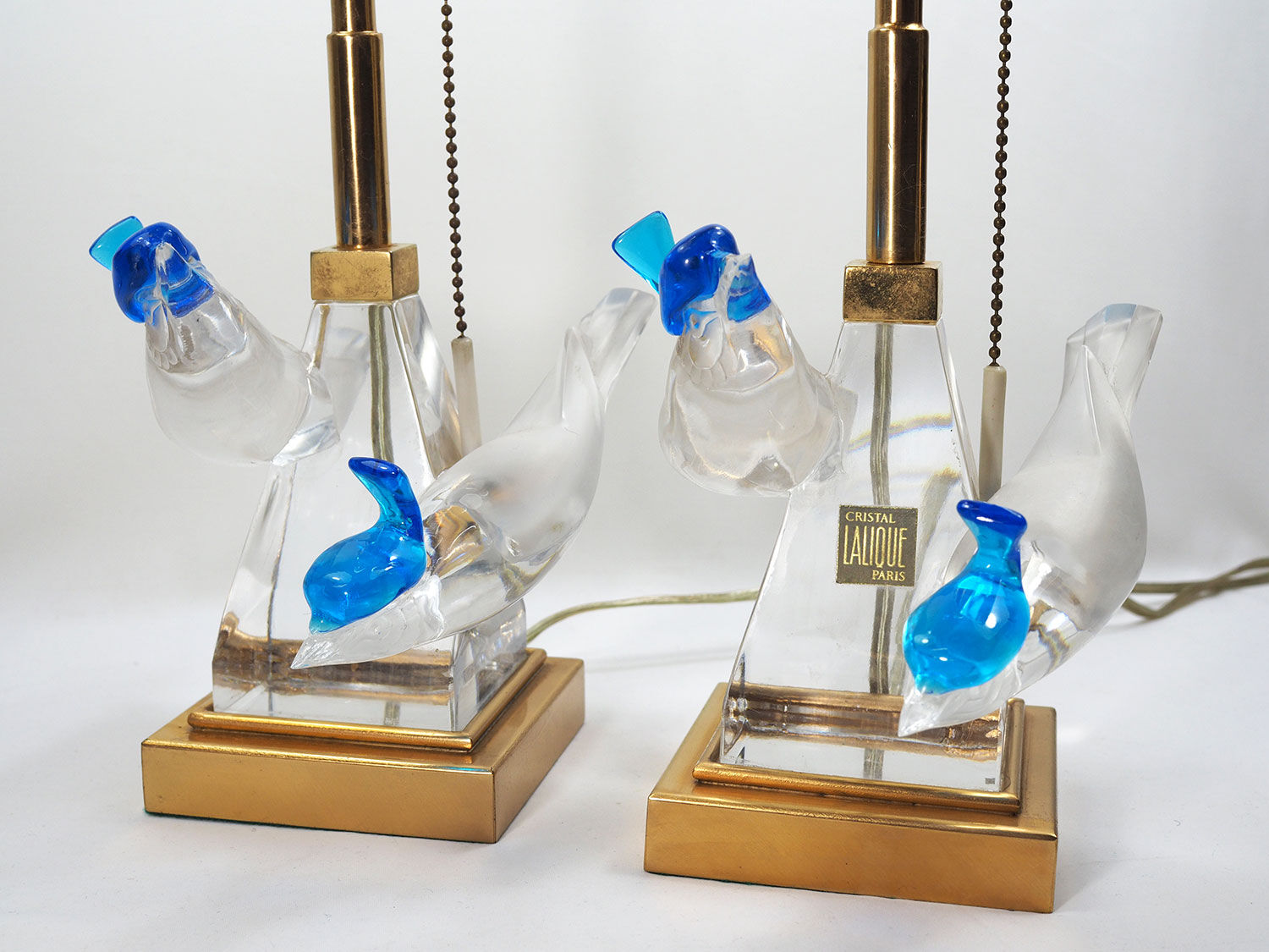 Lalique Crystal Pimlico Birds Table Lalique crystal pimlico birds table lamps Mid-Century