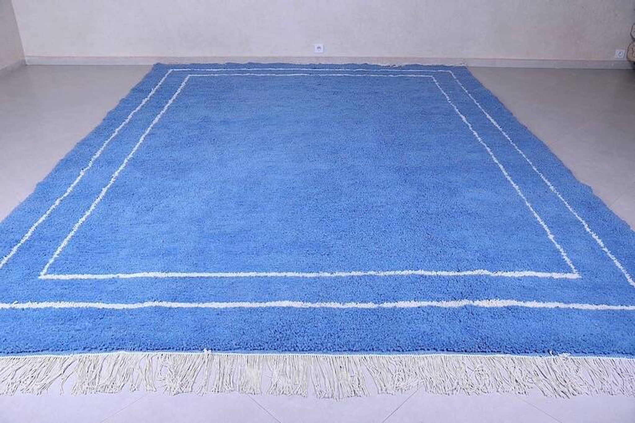 Tapis marocain traditionnel en laine bleue, fait main