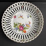 Openwork porcelain bowl with hand decoration – Von Schierholz manufactory in Plaue