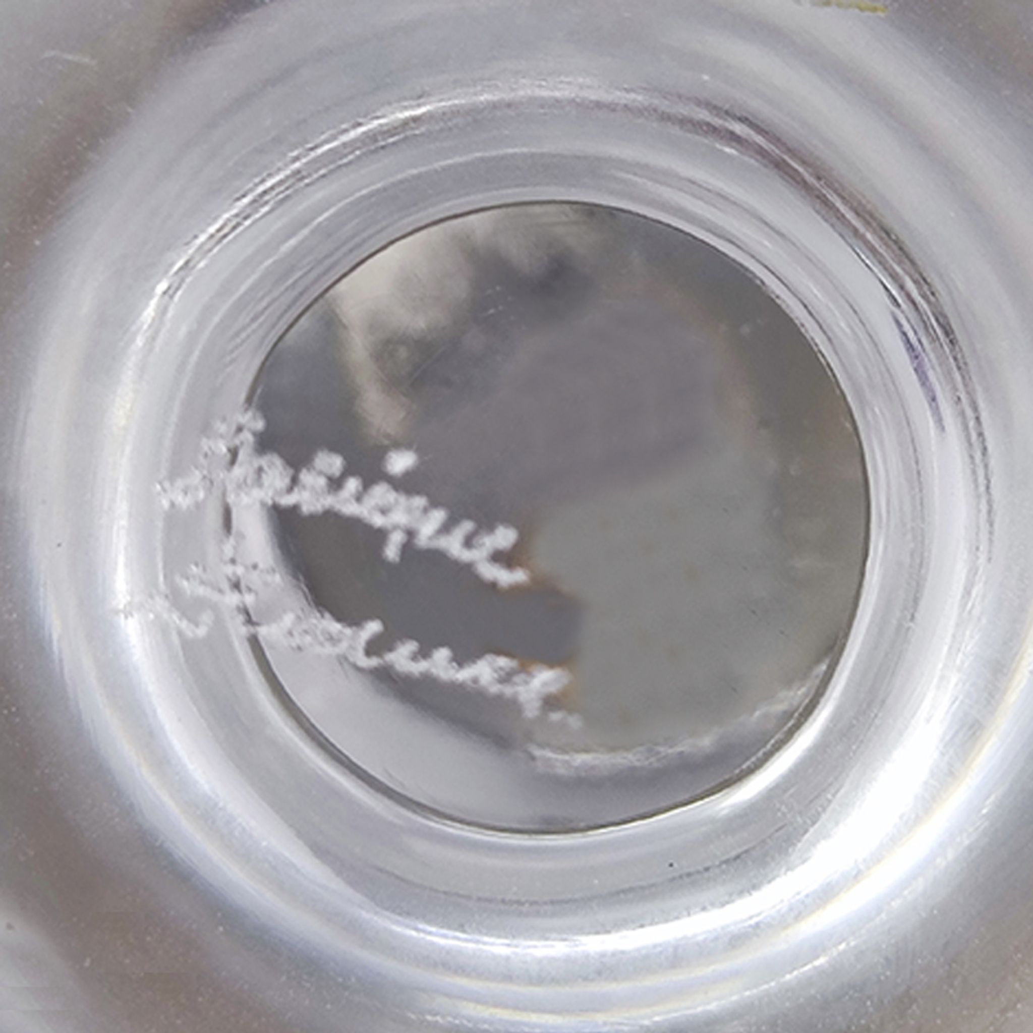 1970s Smoking Set  by Lalique. Signed on The Bottom. Made in France