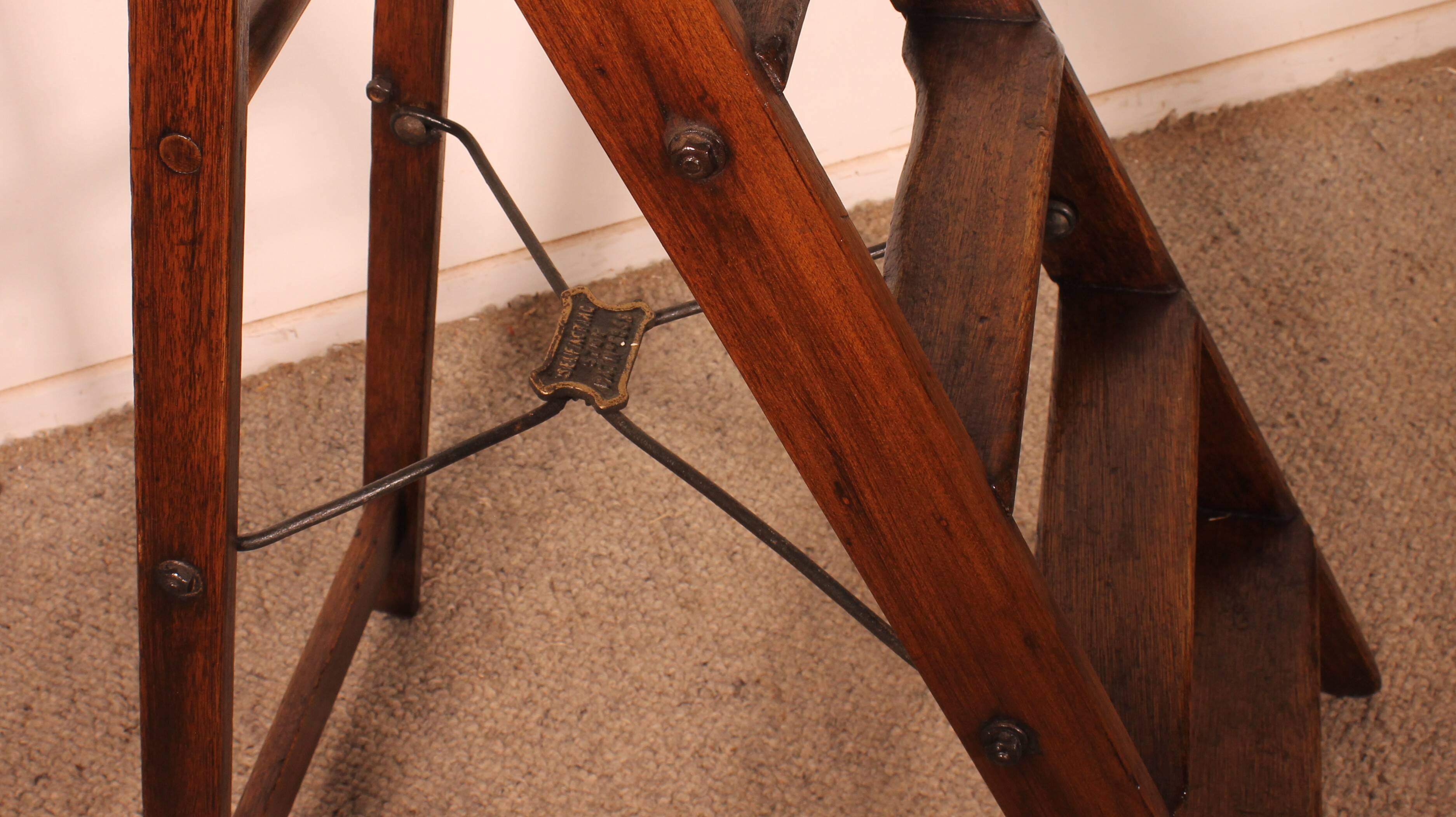 19th-century mahogany library ladder