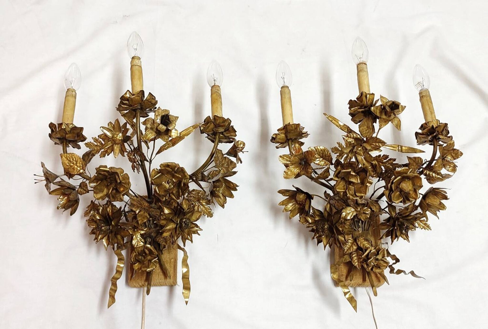 Pair of brass appliques. France, 1960s.