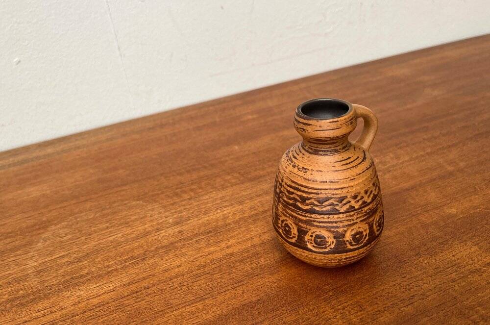 East German pottery vase from the mid-century GDR by Strehla Keramik, 1960s.