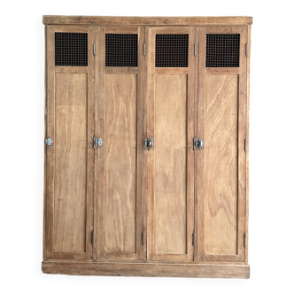 Old workshop changing room (renovated)