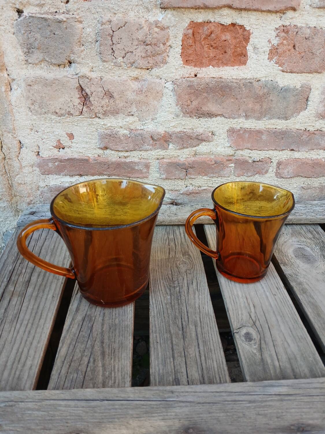 2 old pitchers