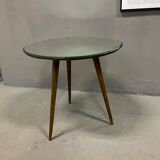 Table pieds fuseaux et plateau en verre