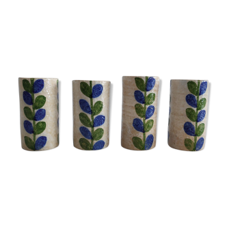 4 vintage floral-patterned ceramic mugs from 60 years