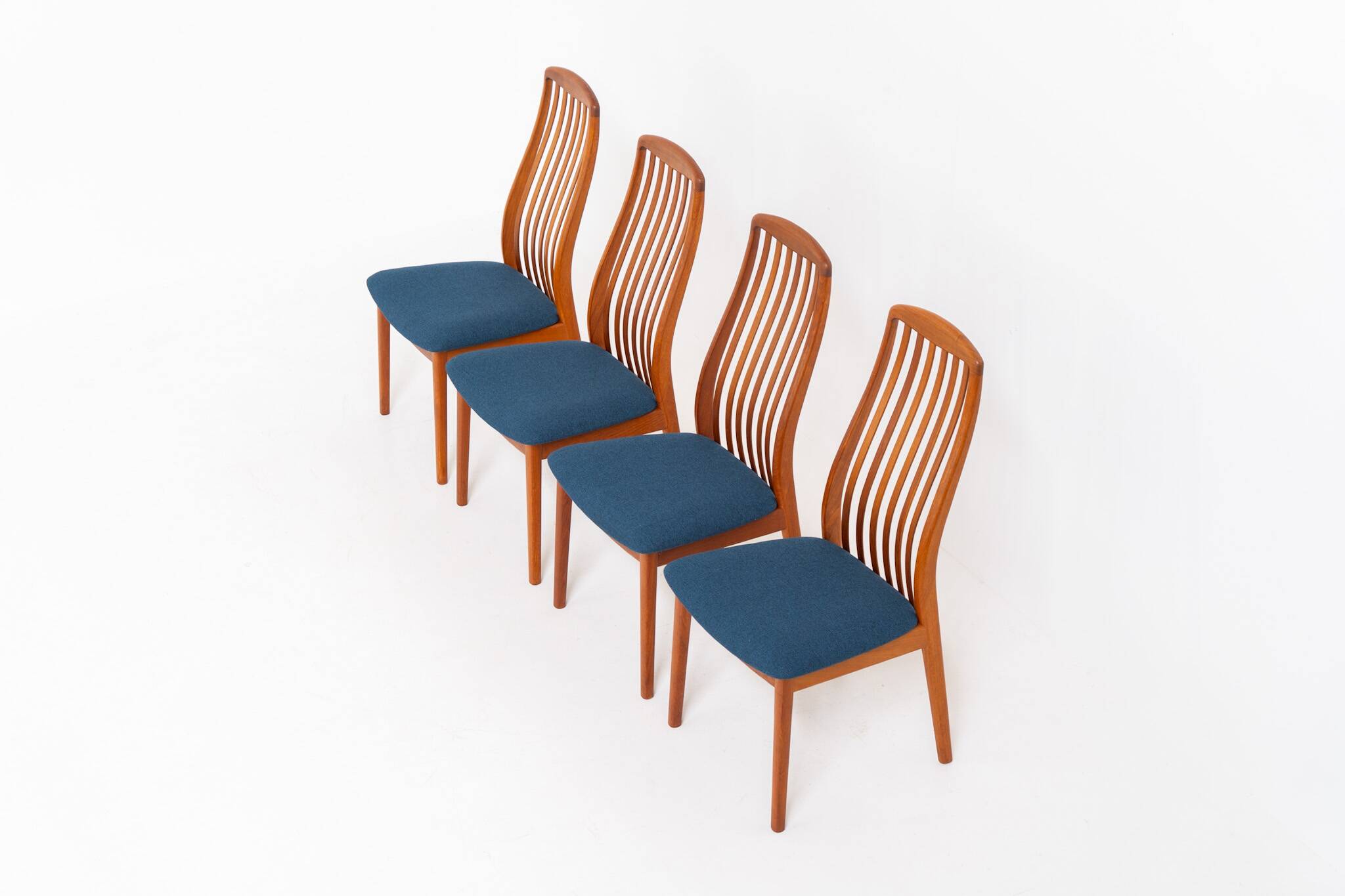 Ensemble de 4 chaises de salle à manger par Kai Kristiansen pour Schou Andersen