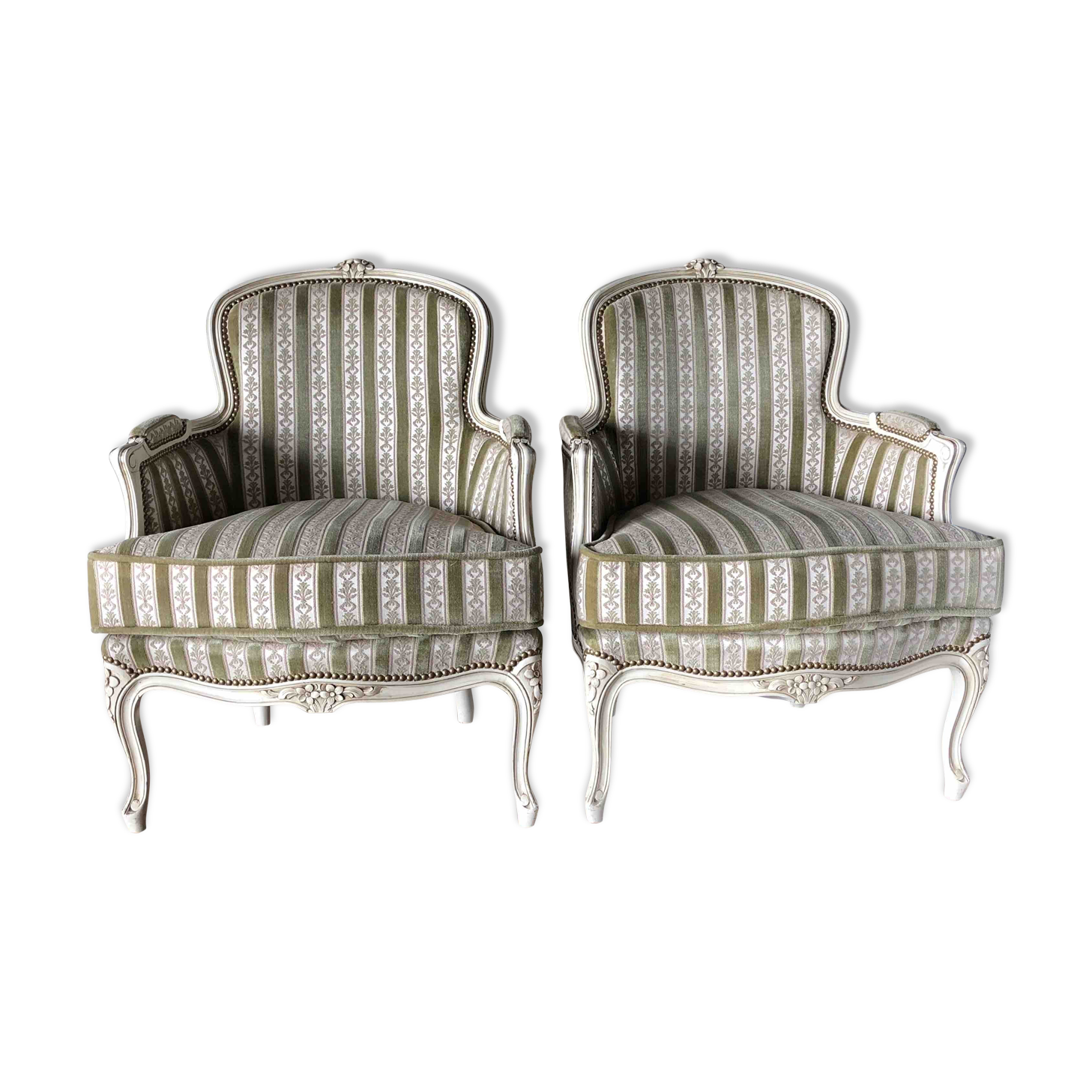 Paire de bergères style Louis XV