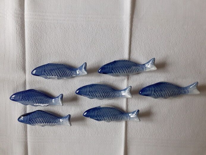 Blue fish ceramic knife holder