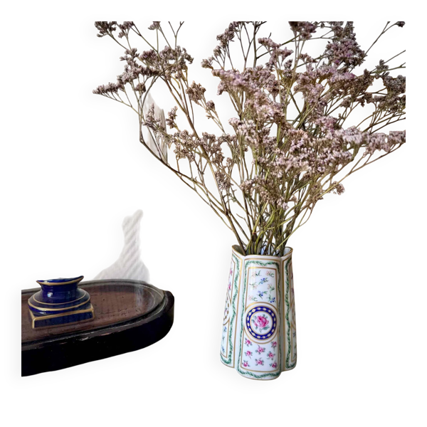Vase en porcelaine Haviland Limoges – Modèle Louveciennes