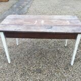 Farm table
