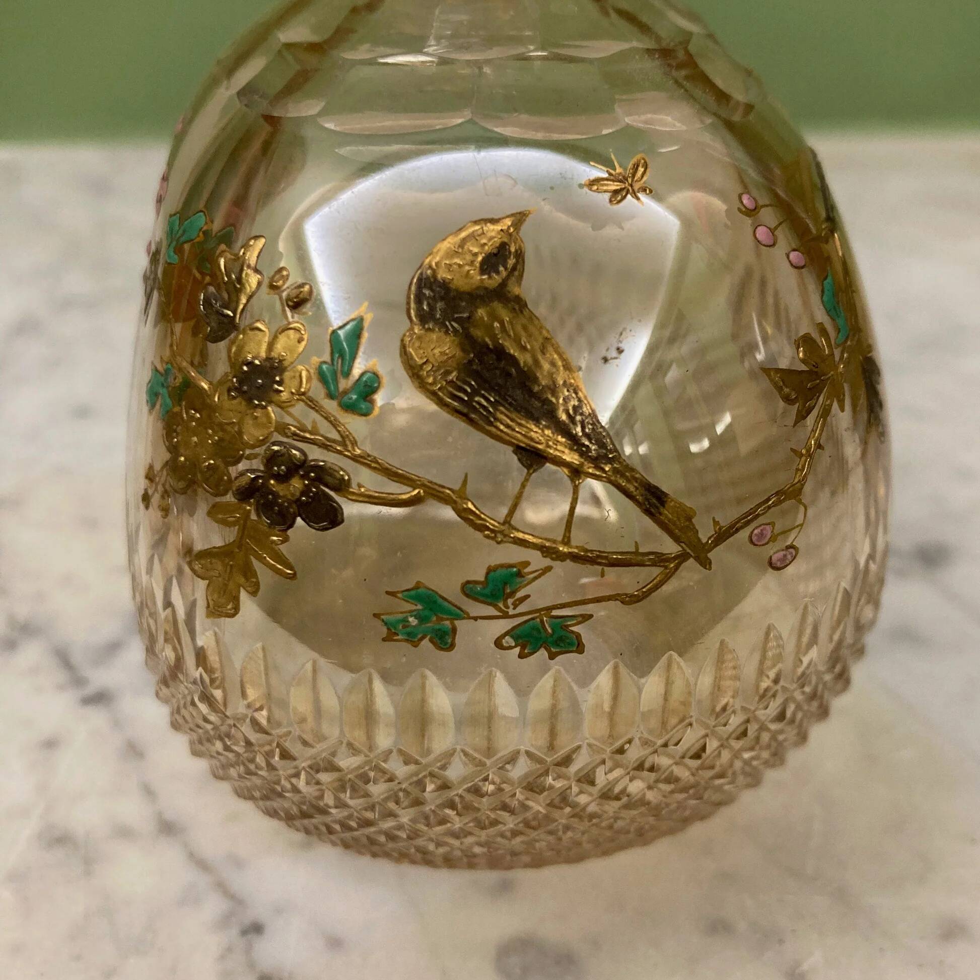 19th-century antique liqueur decanter (DLG Baccarat) cut crystal with bird decoration.