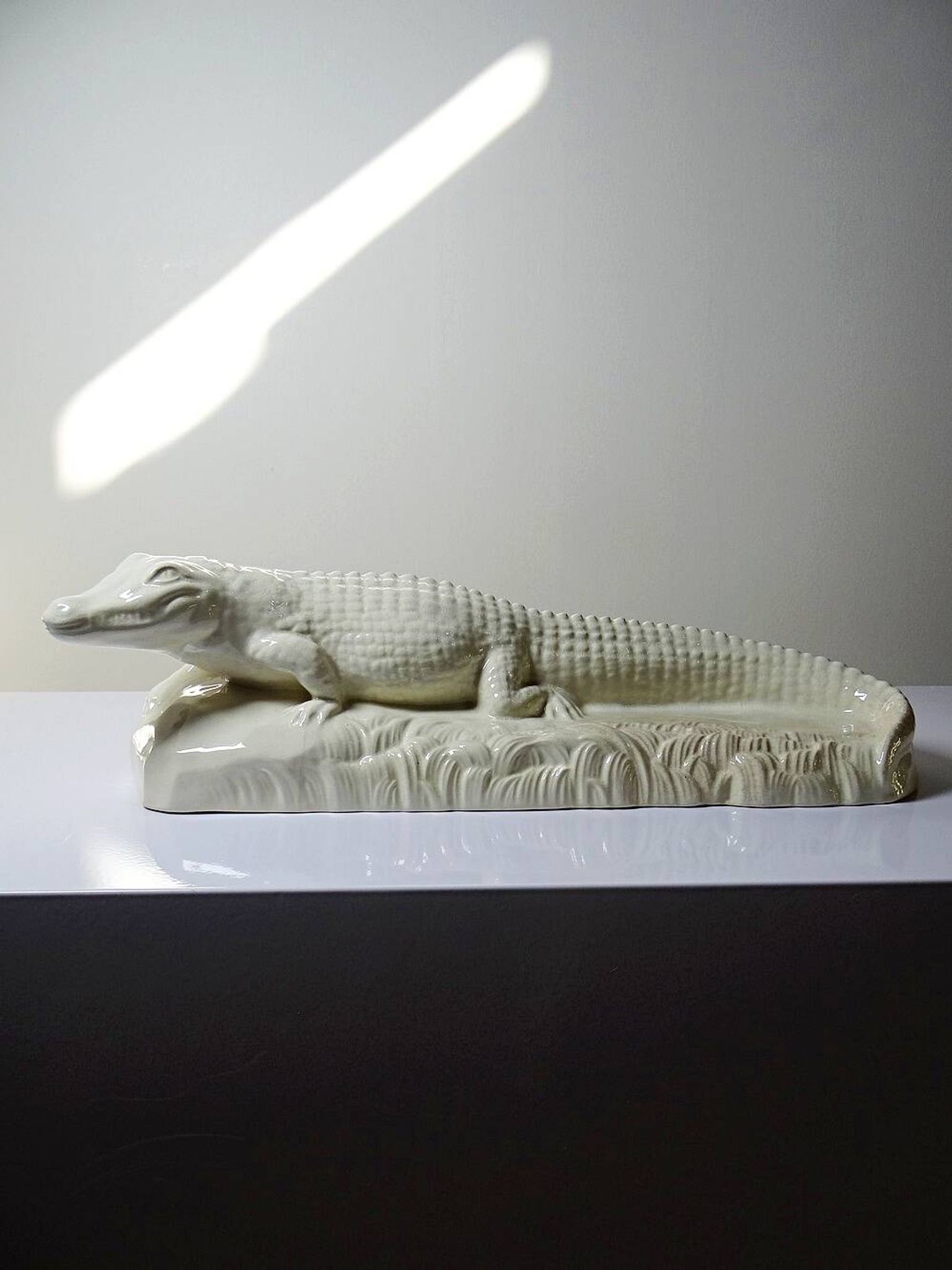 Large ancient crocodile Sarreguemines pottery Art Deco 1930s